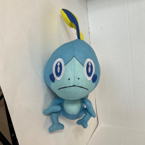 Pokémon Sword & Shield 9” Plush Sobble - Picture 6 of 7